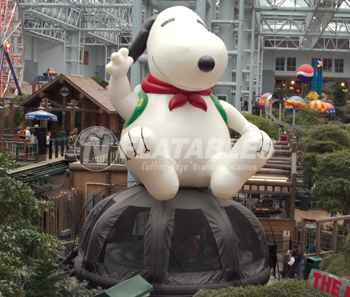 Inflatable Snoopy for Mall of America